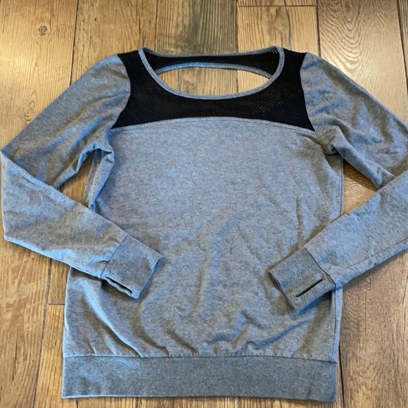 Fabletics - Picture 1 of 5